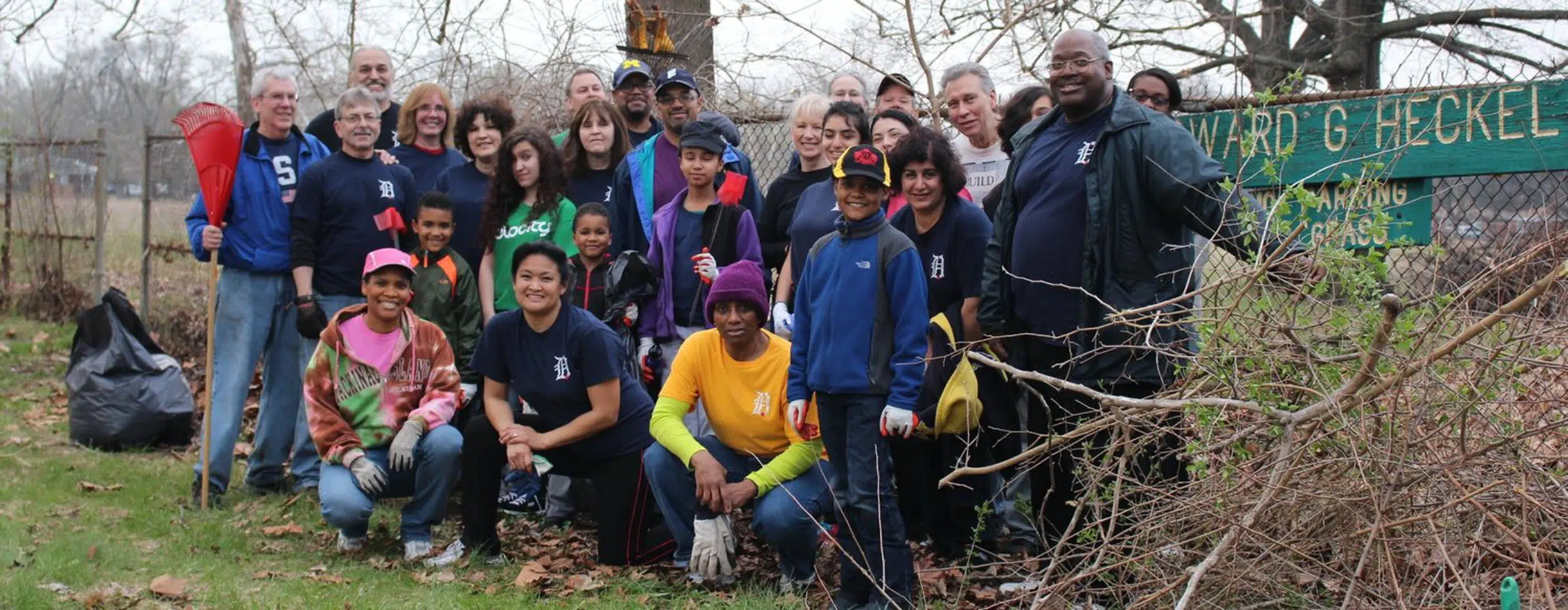 image of volunteers of Grand 7 Detroit, a Bloomerang customer